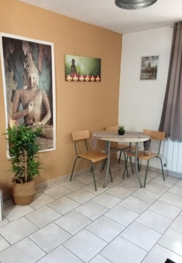 Jolie Petite Maison Idealement Situee 阿爾勒 外观 照片
