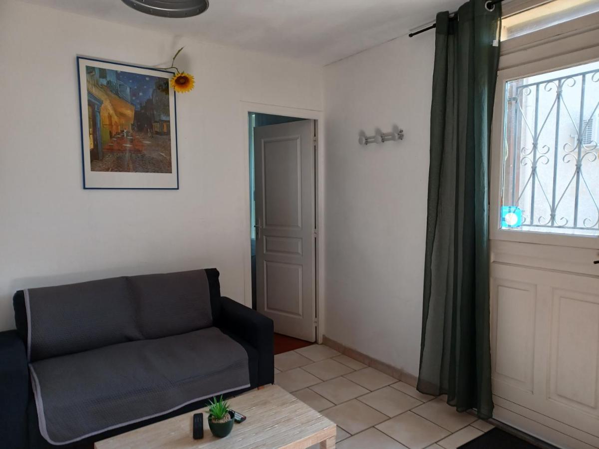 Jolie Petite Maison Idealement Situee 阿爾勒 外观 照片